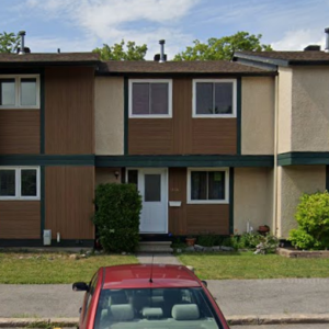 Condo sur la rue Ridgebrook à Ottawa depuis 1990.